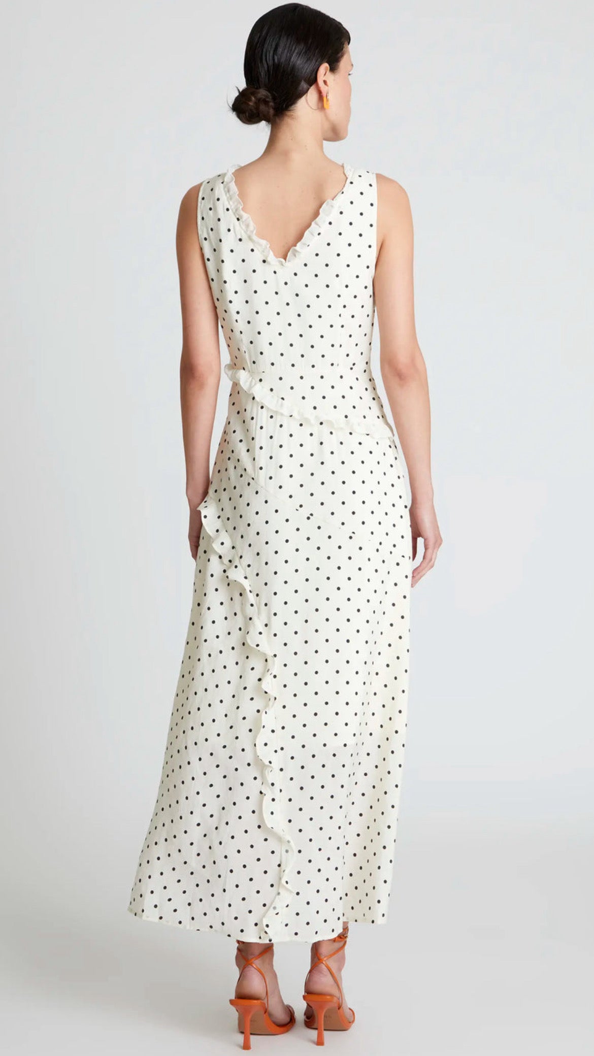 Vestido largo volantes lunares blanco