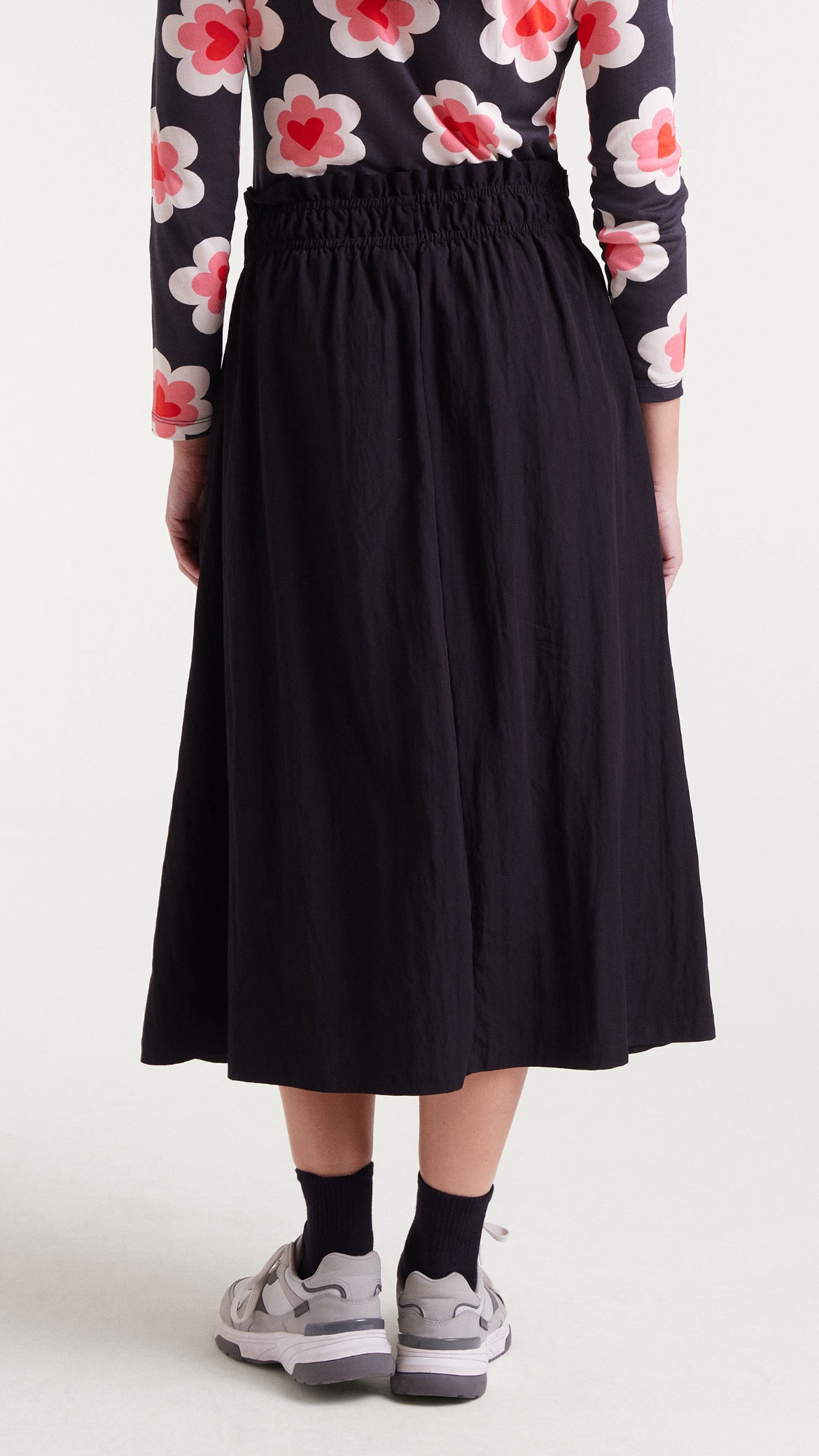 Falda midi negra