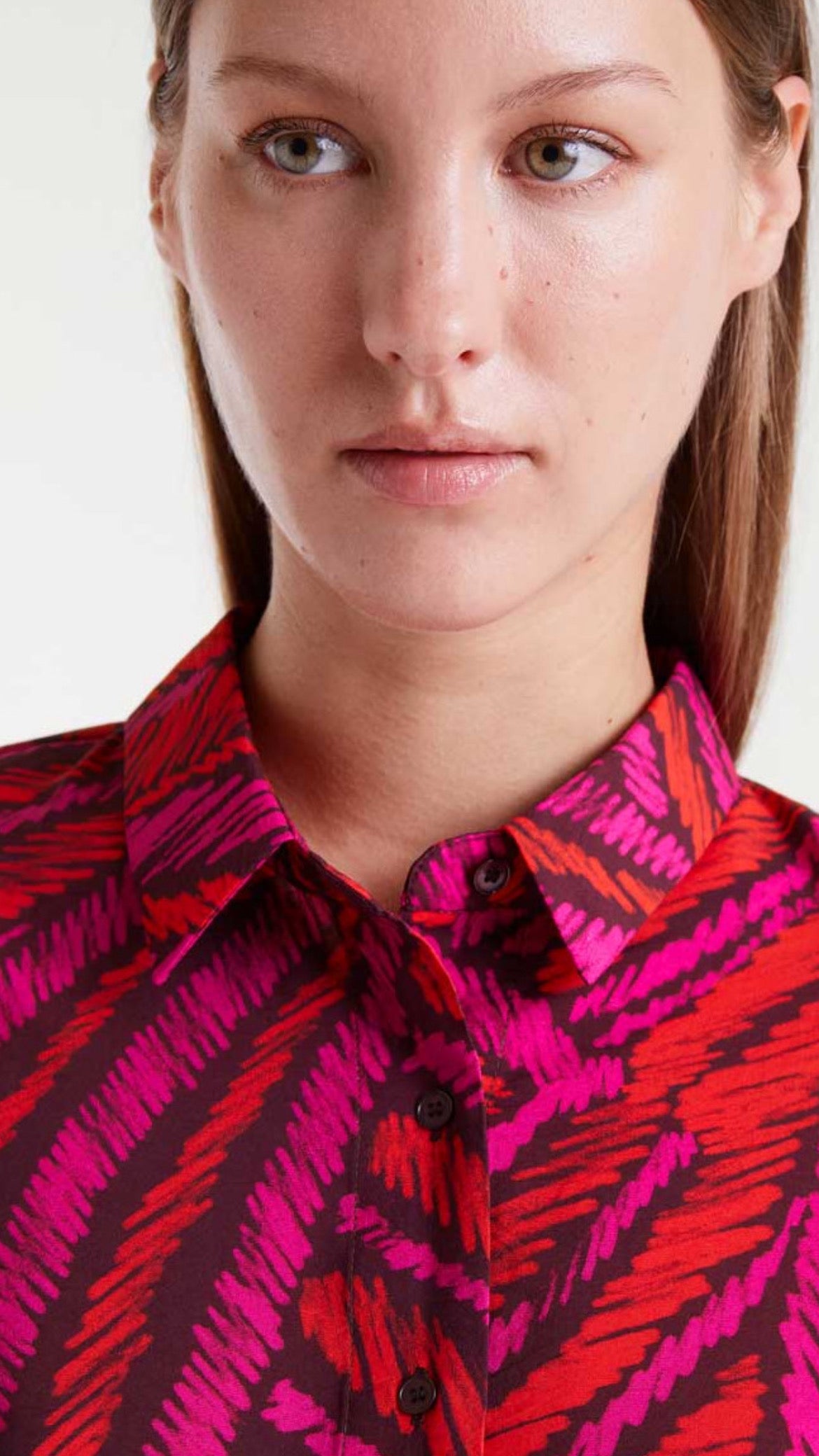 Camisa de crepé ligero con estampado Fedora