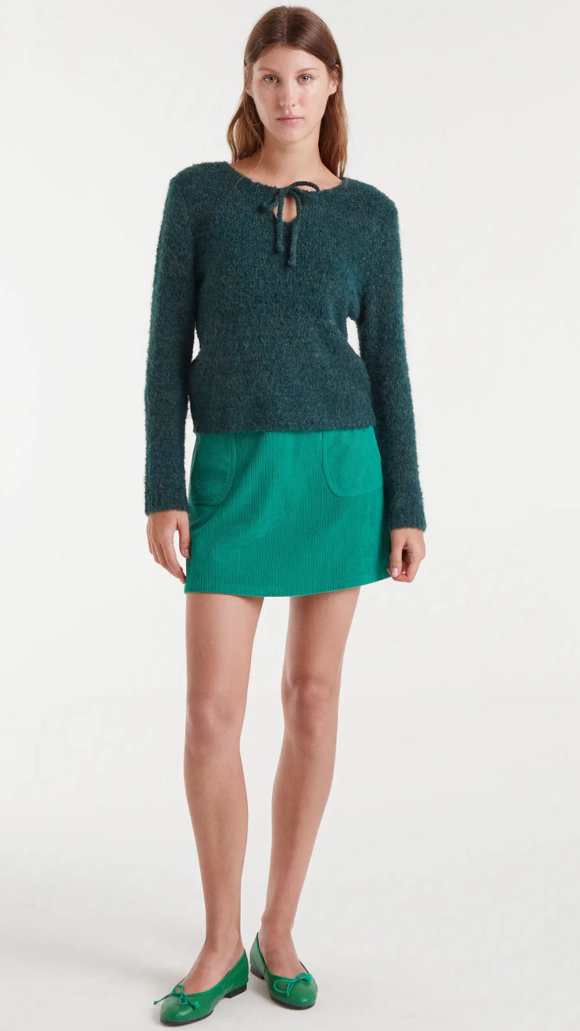 Falda corta de pana verde