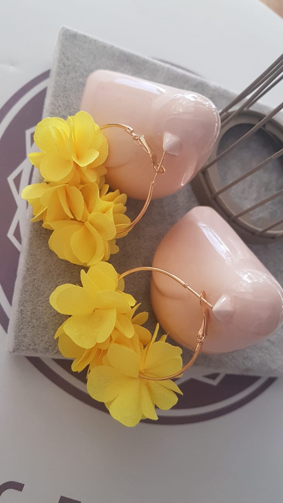 Pendientes Inés Amarillos - Pájaros en la Cabeza