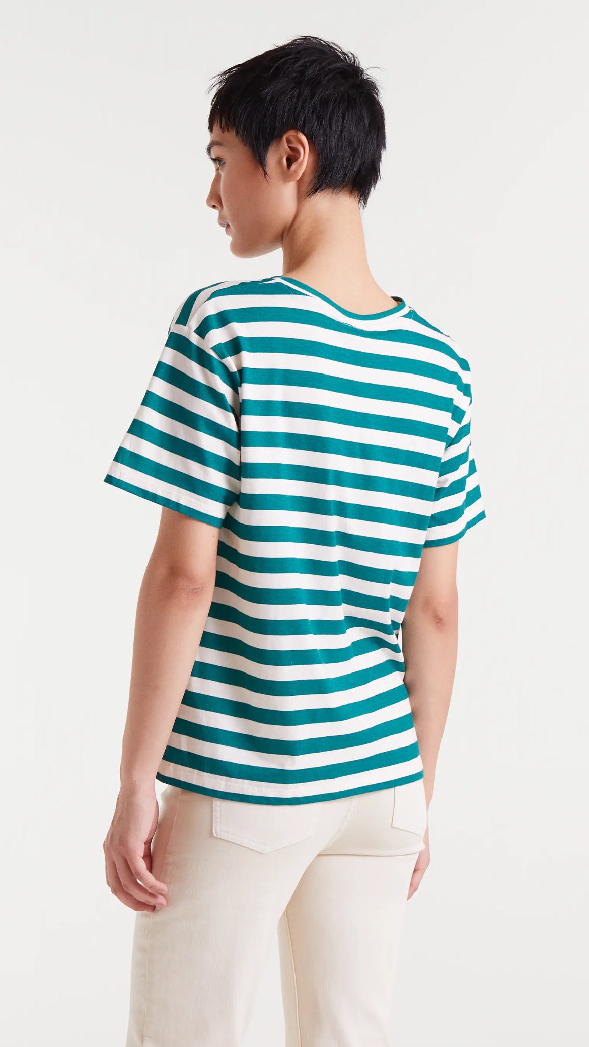 Camiseta 100% algodón con bordado estrella