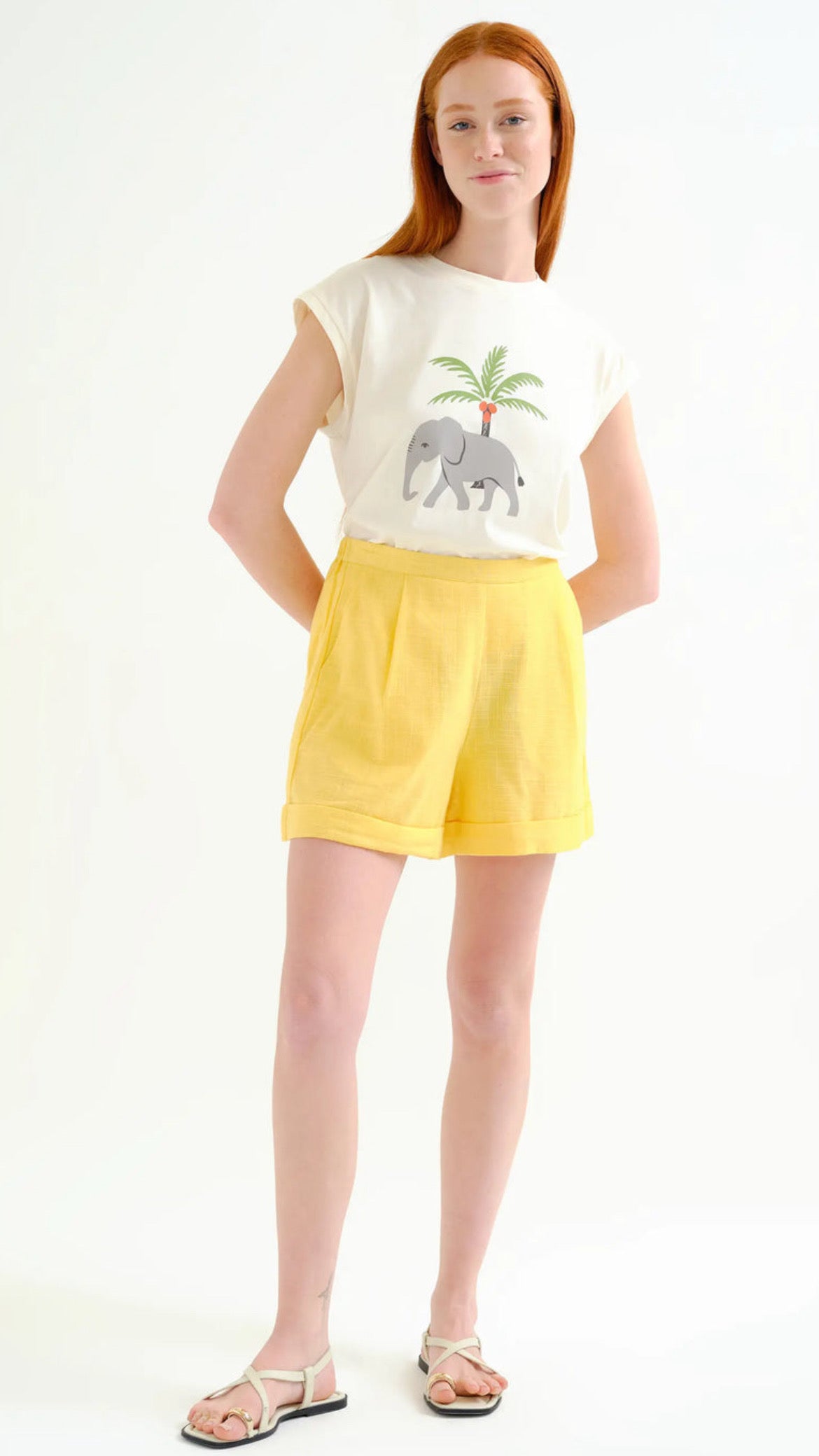 Shorts 100% algodón amarillo