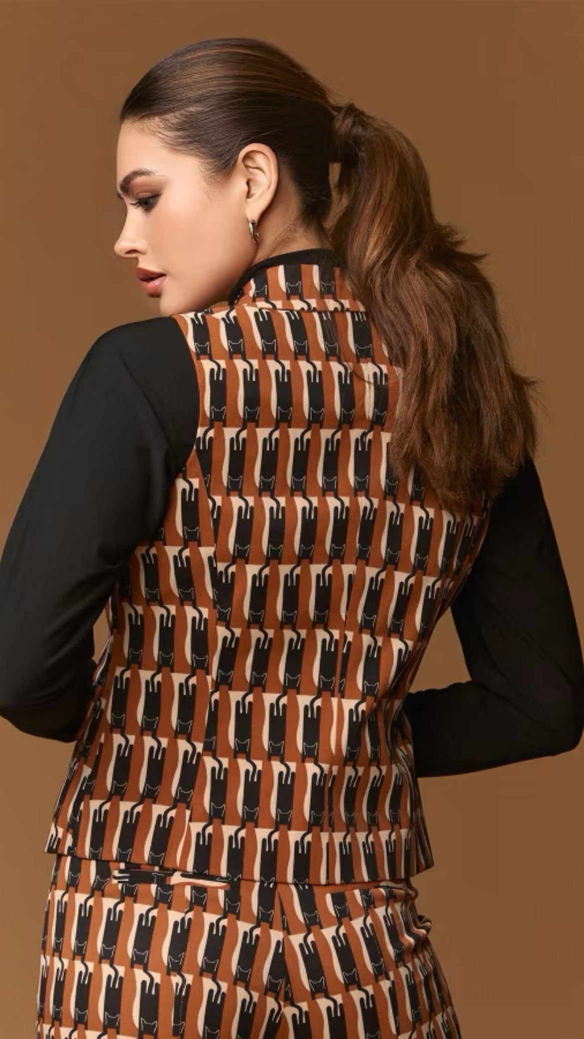 Kat Vest