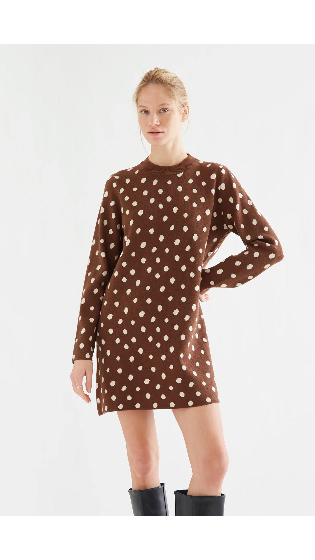 Vestido corto con estampado punto marrón catahoula - 1