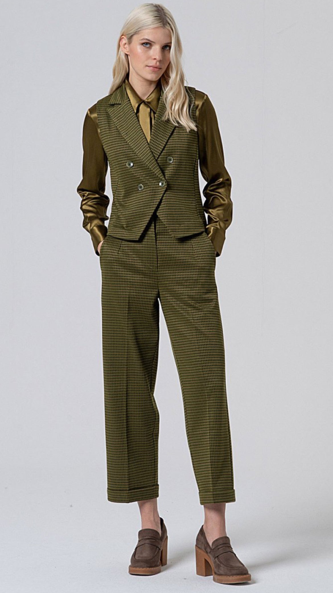 Pantalón Recto en Pata de Gallo Verde