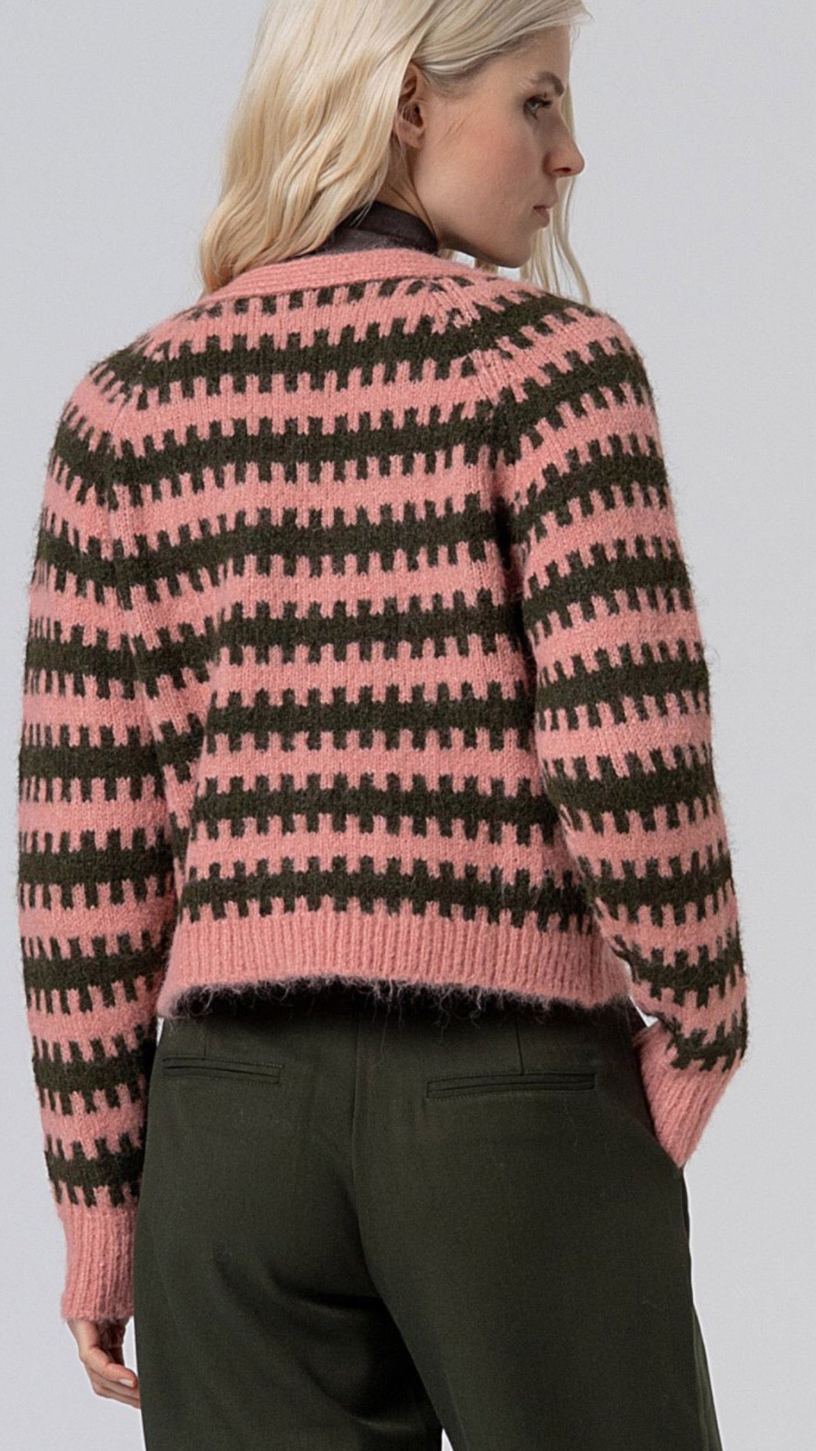 Cárdigan 3 botones rosa