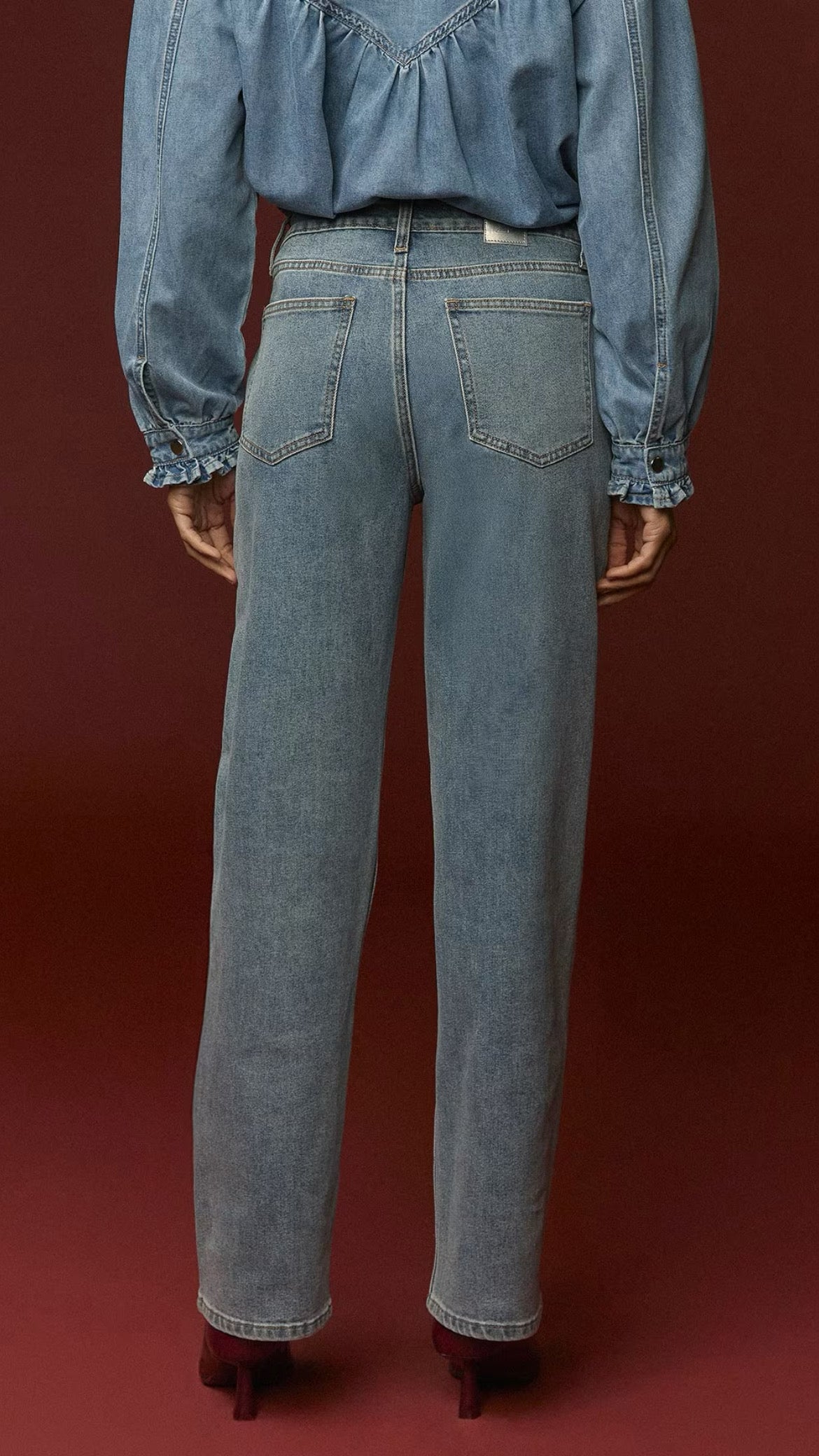 Bee Jeans