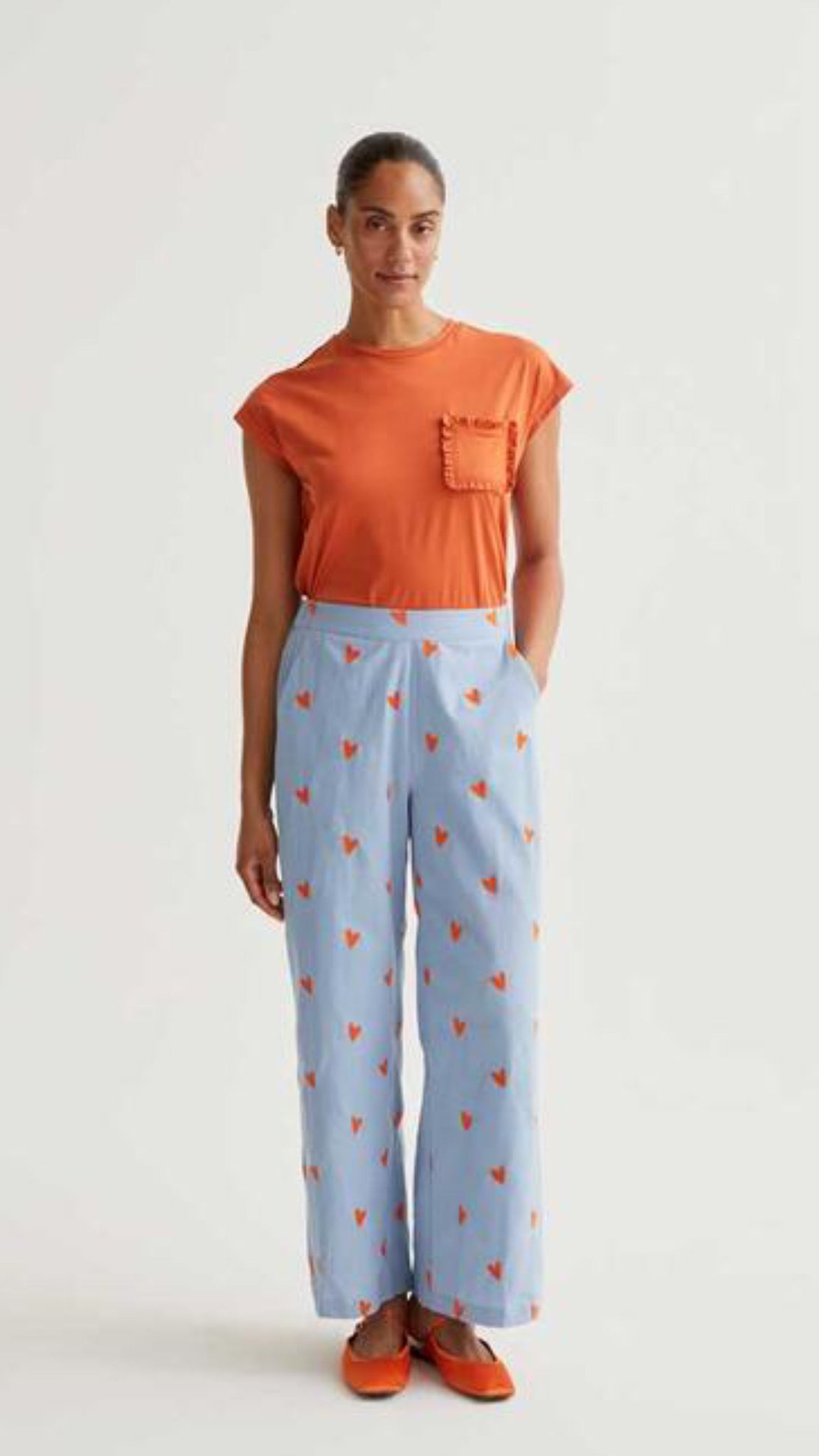 Pantalón con estampado Hearts (R)