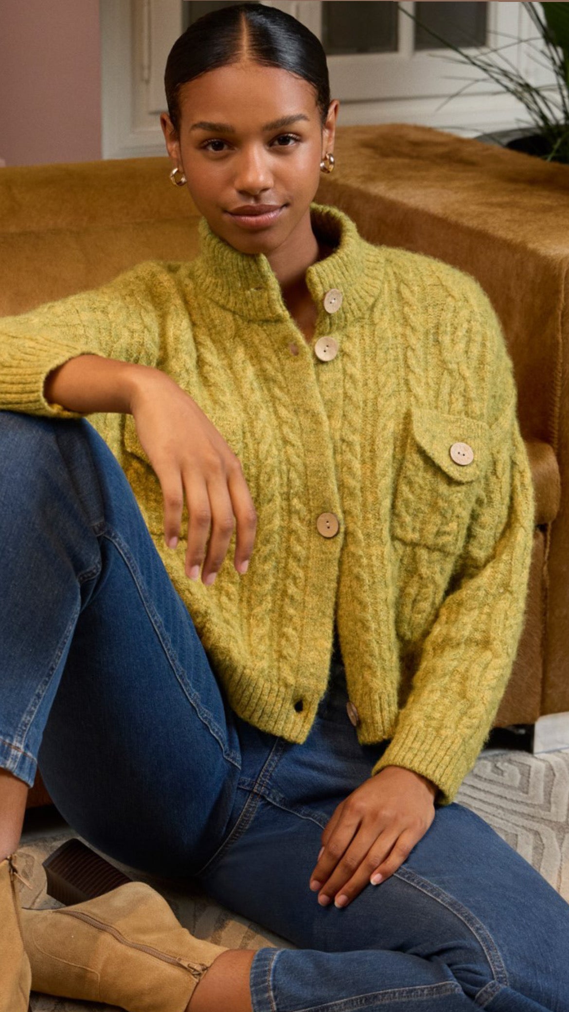 Cárdigan grueso aranés en color verde pistacho