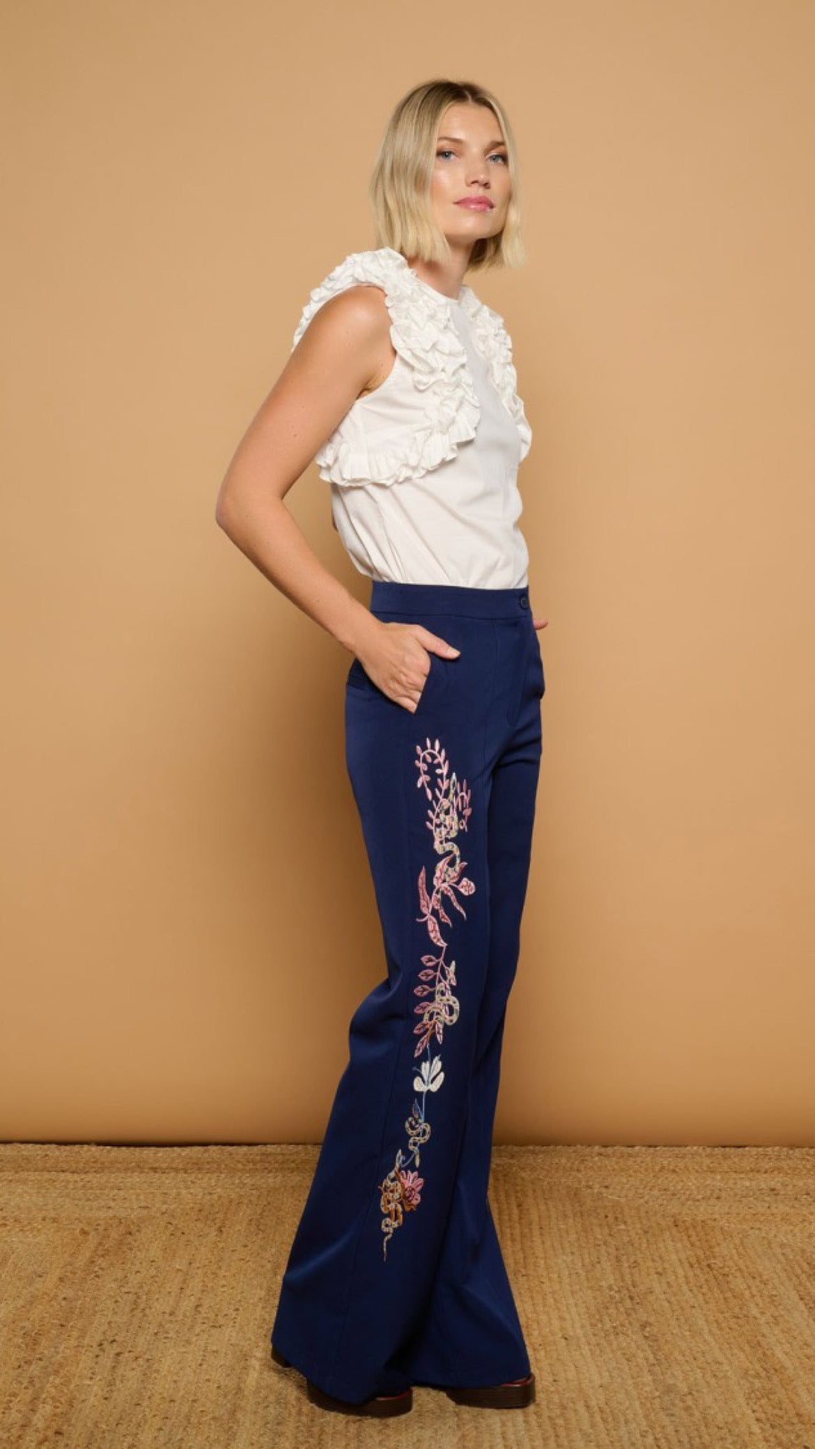 White Moon Top (R)