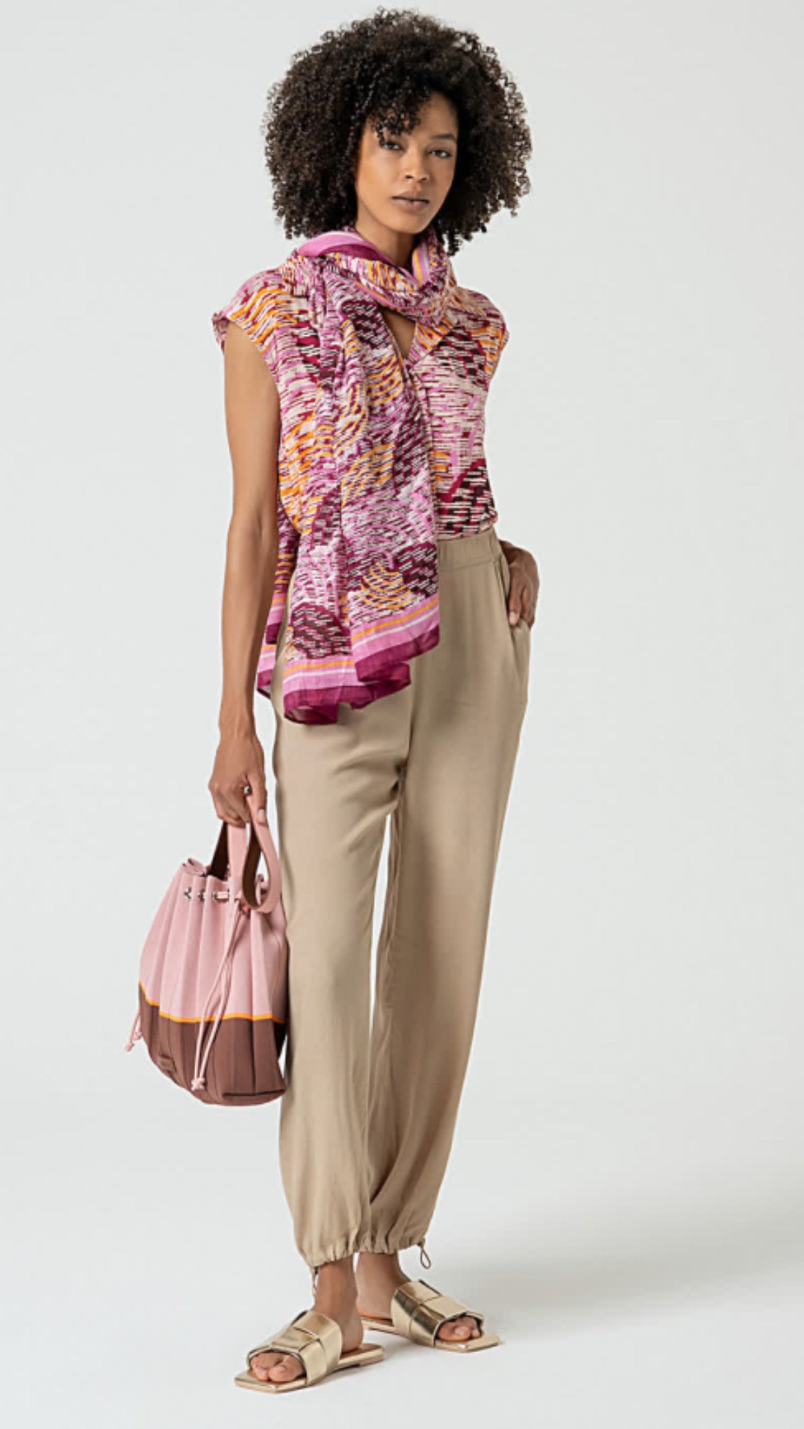 Pantalón jogger en crepe viscosa liso Safari