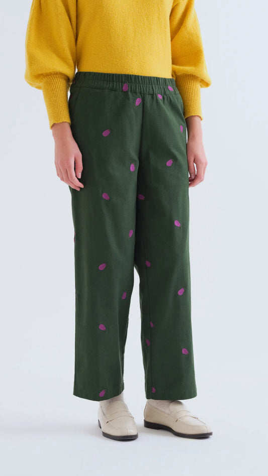 Pantalón 100% algodón con bordado berenjena