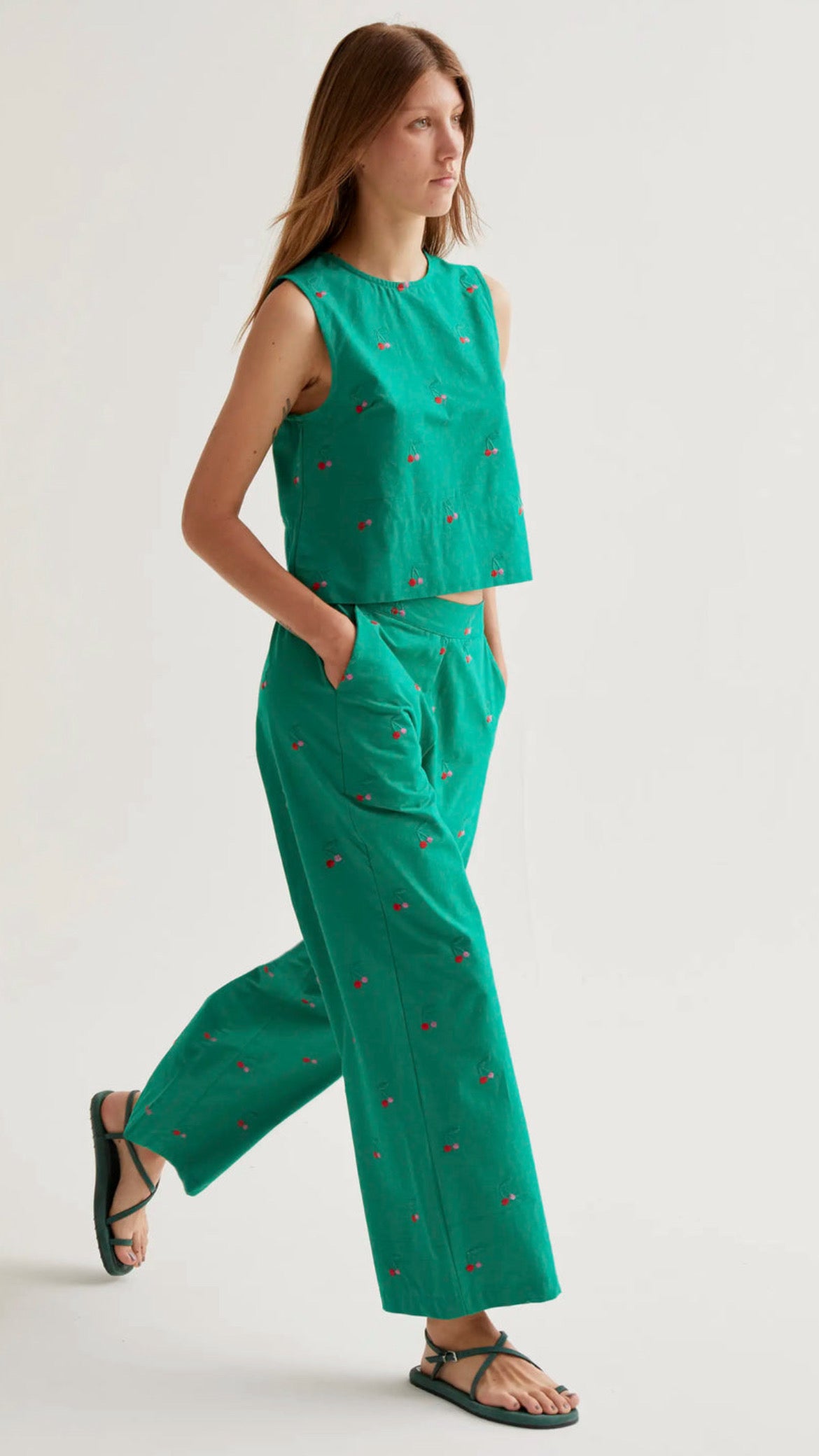 Pantalón con bordados Green Cherries (R)