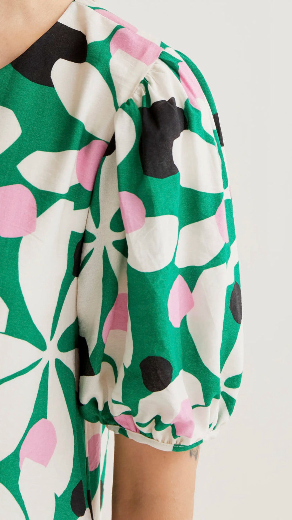 Vestido corto con estampado Hosta (R)