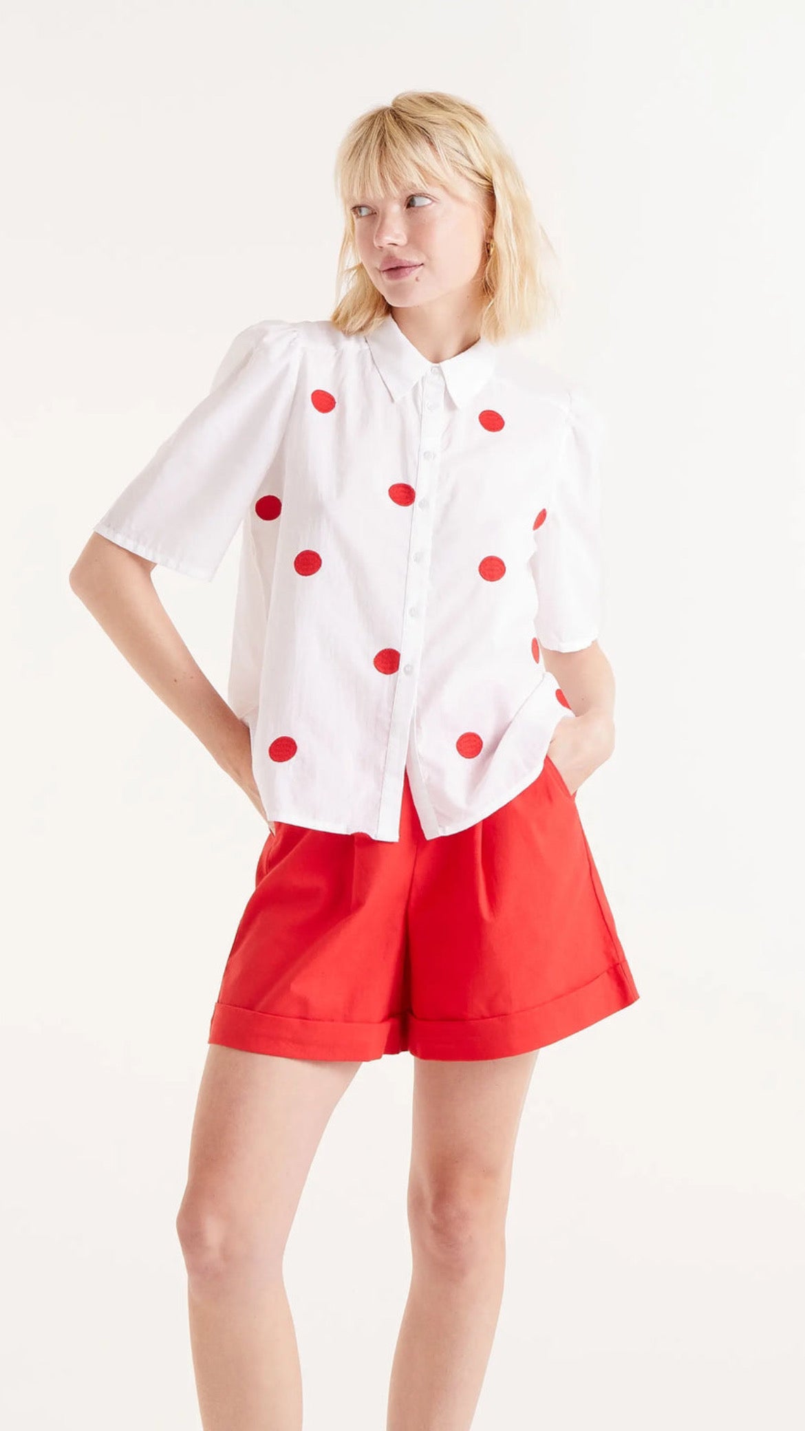 Camisa manga corta estampado lunares