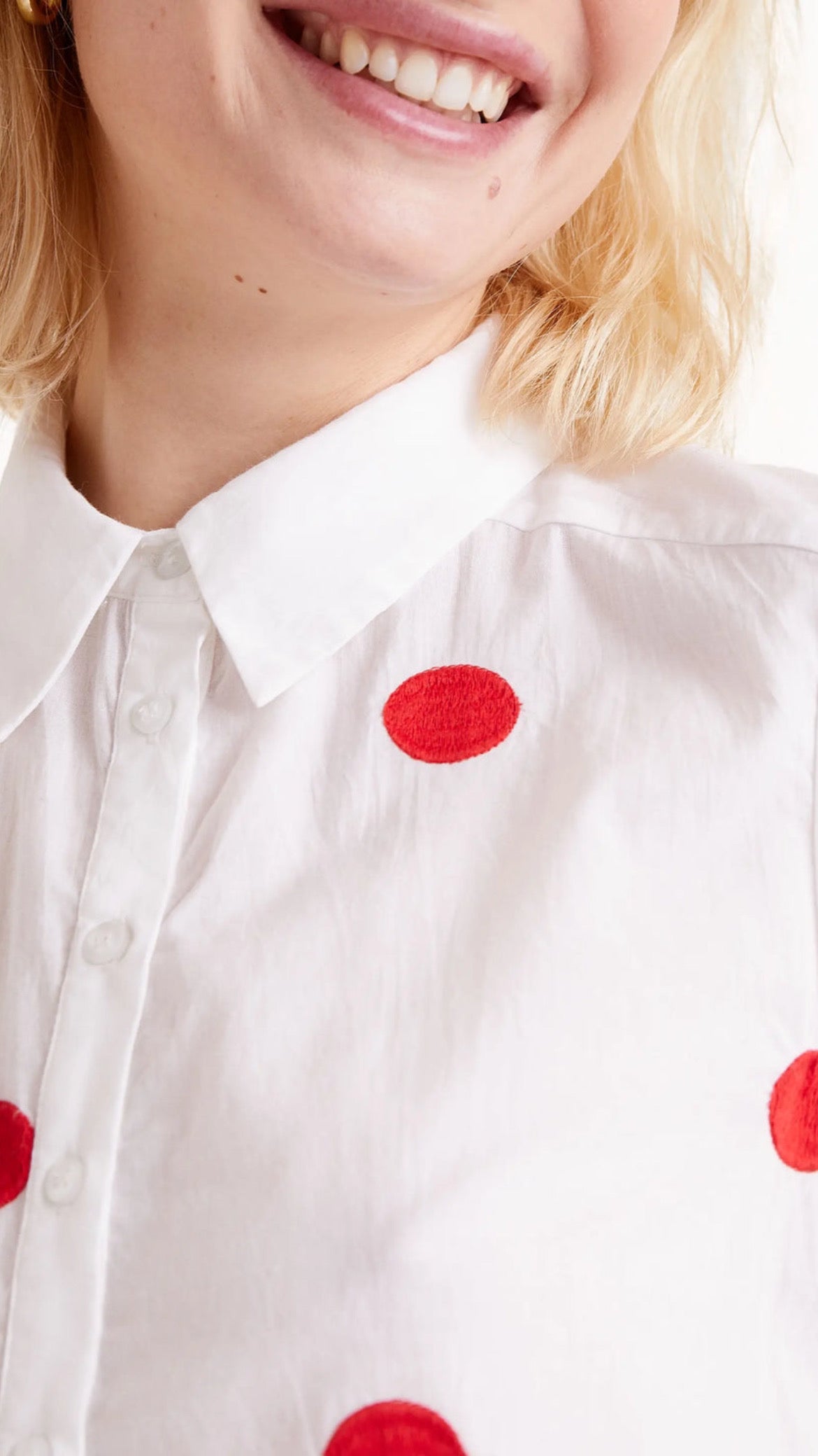 Camisa manga corta estampado lunares