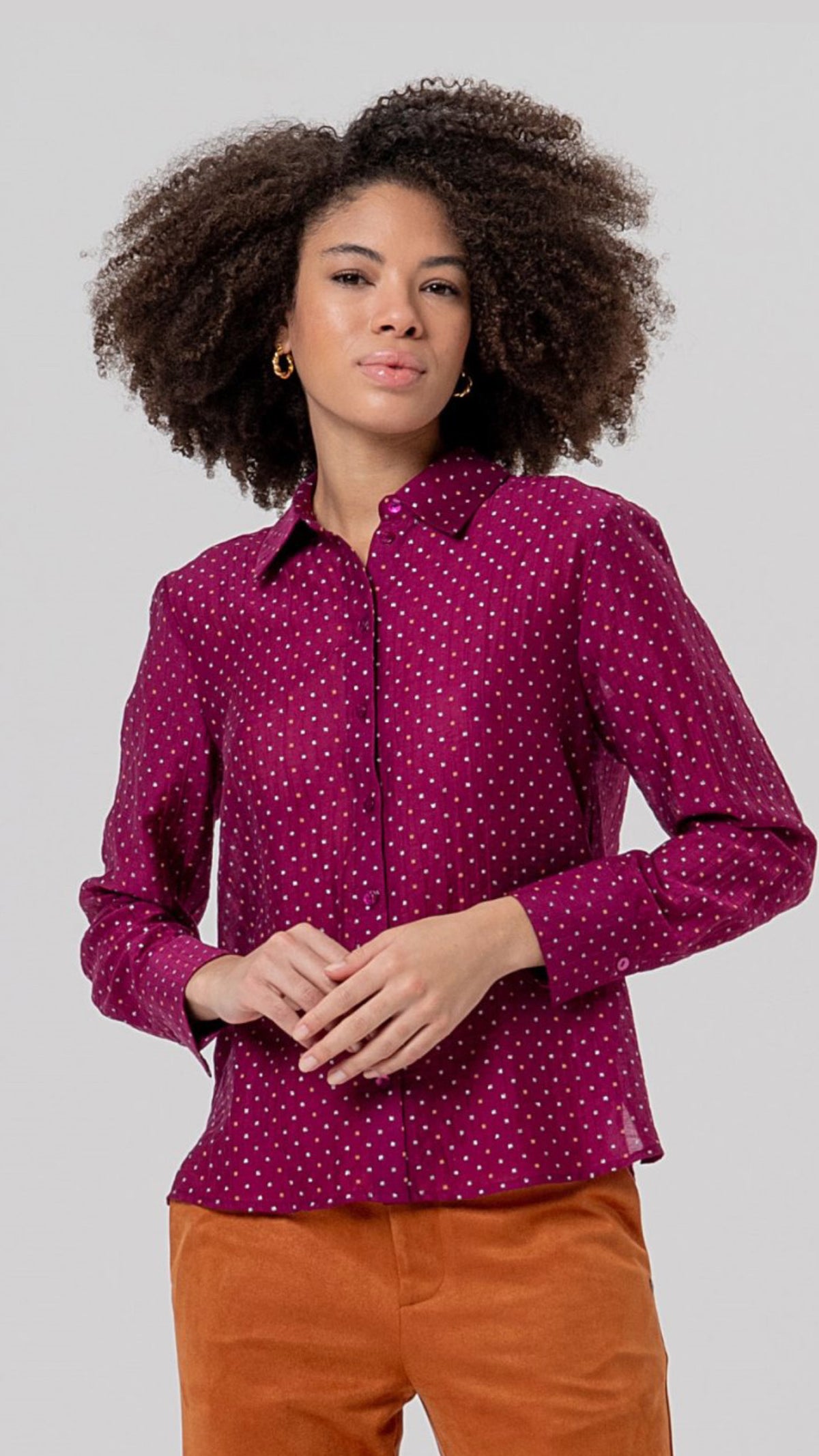 Camisa recta de lyocell con topitos Cherry