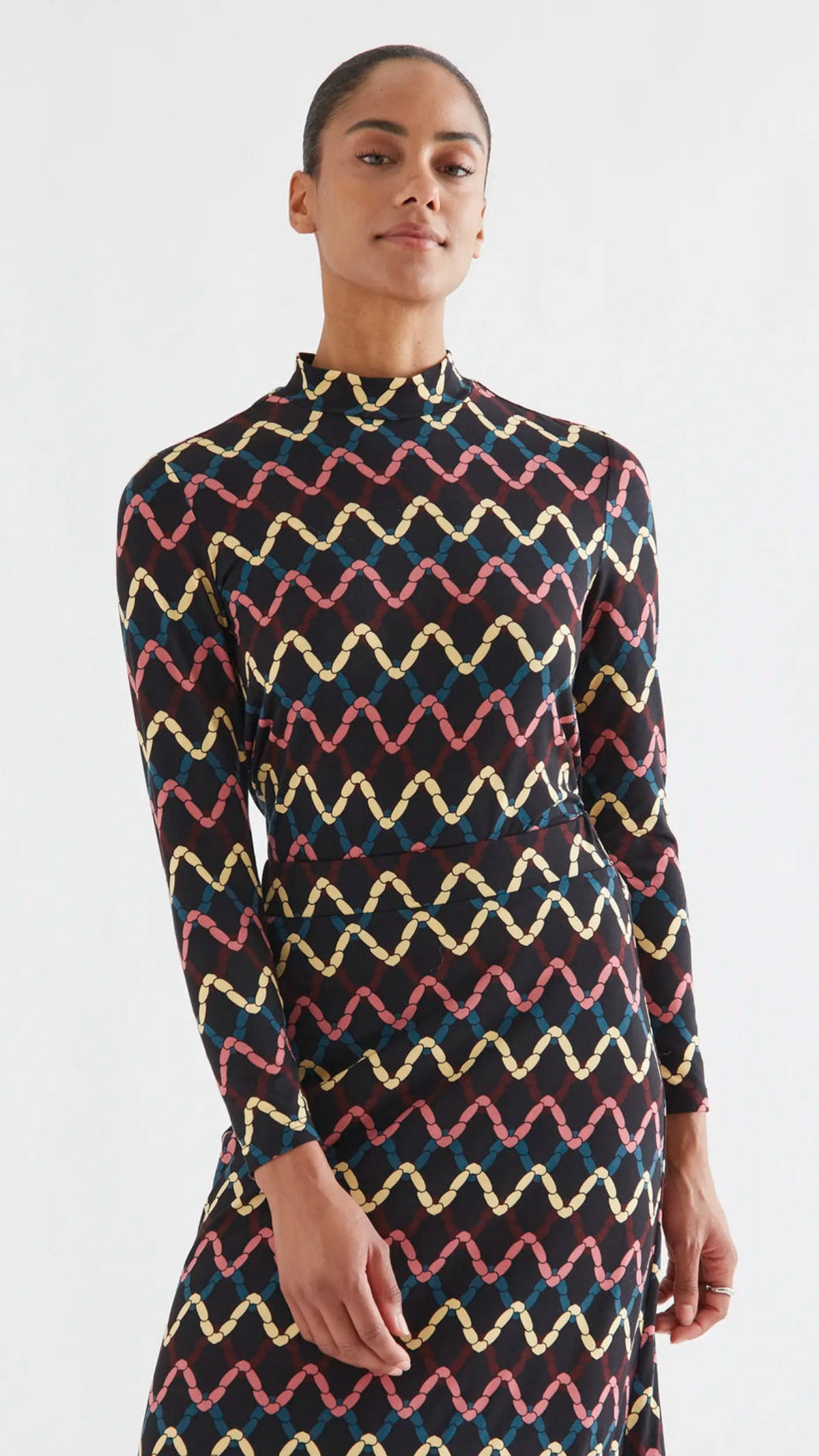 Camiseta con estampado Skein