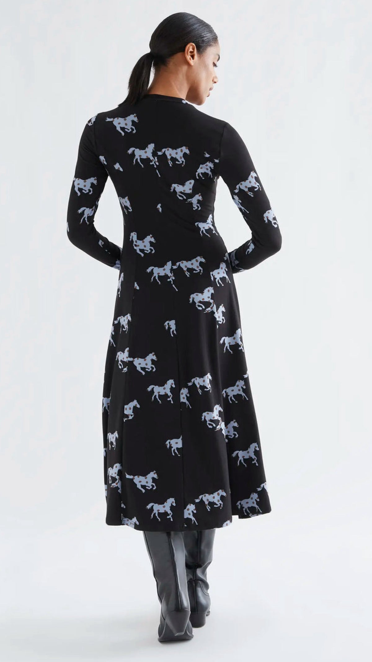 Vestido midi con estampado Horse