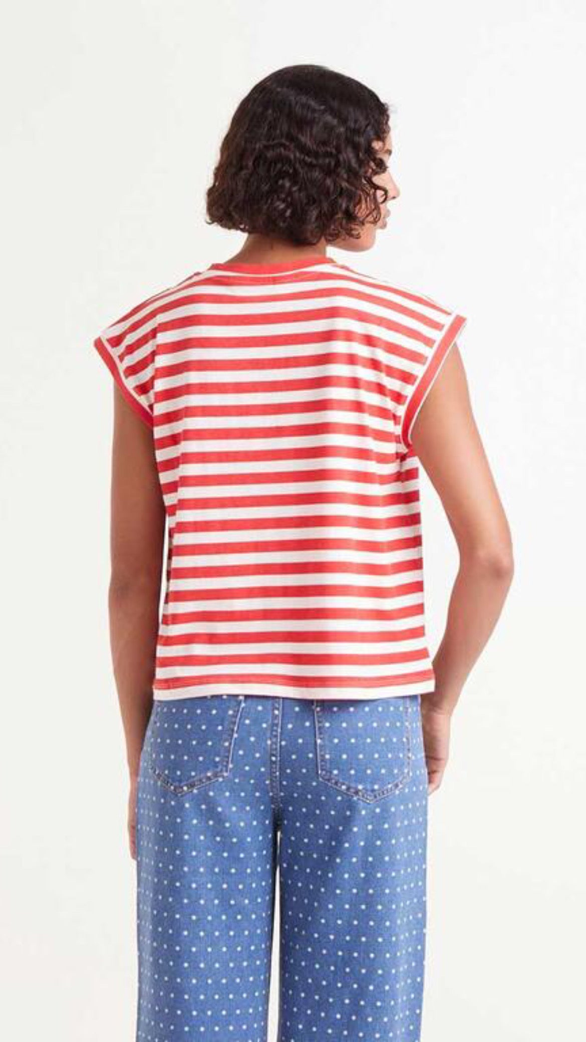 Camiseta sin mangas rayas rojas