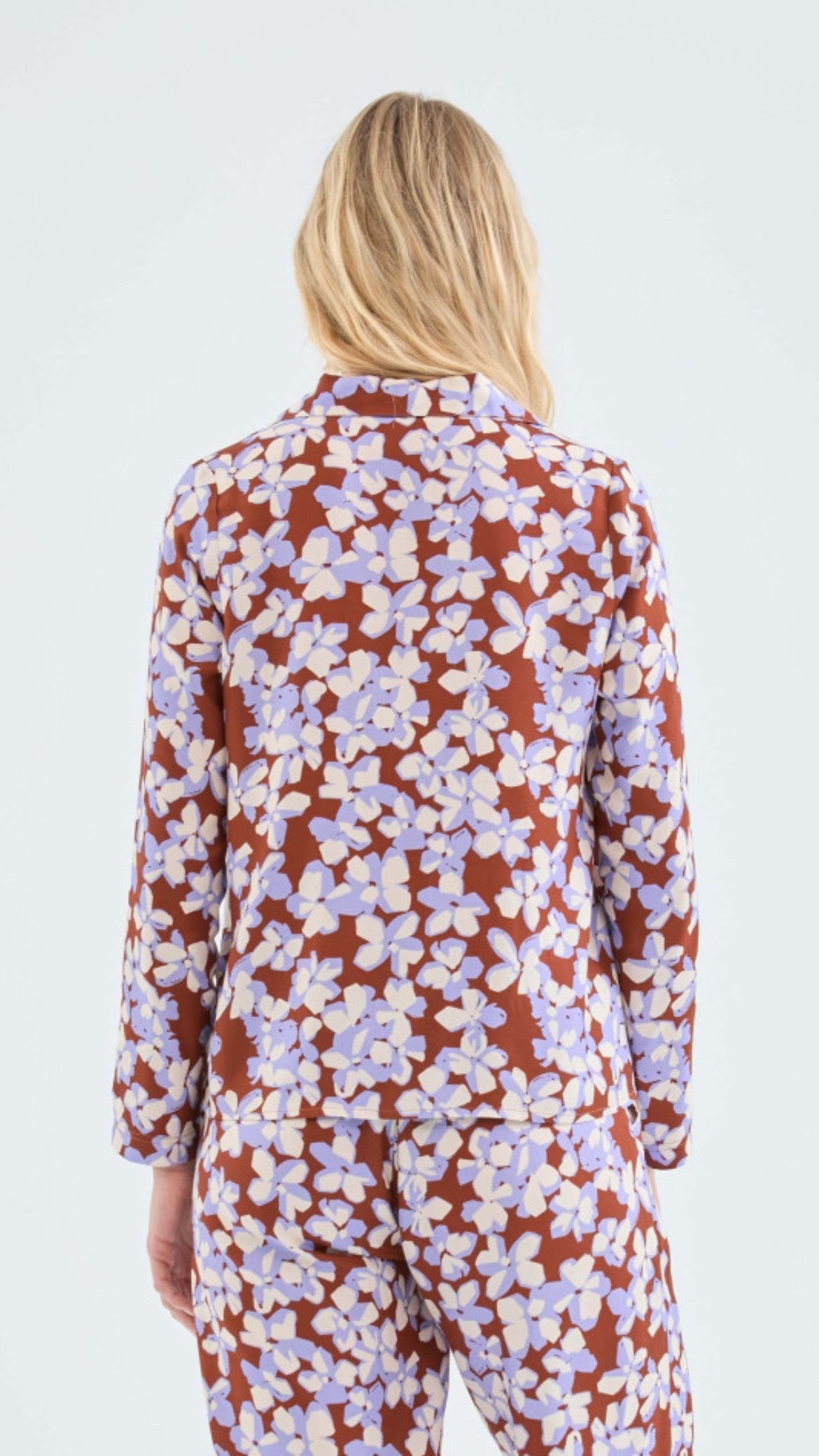 Camisa fluida de manga larga con estampado floral