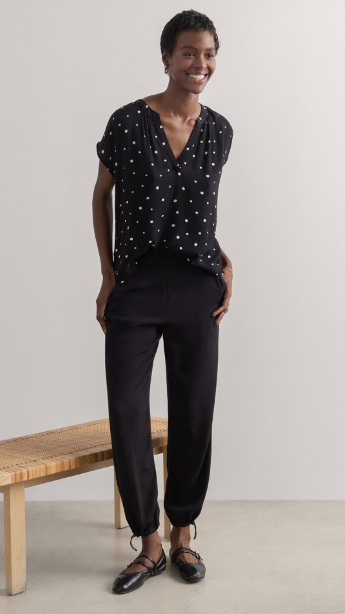 Pantalón jogger en crepe viscosa liso Safari