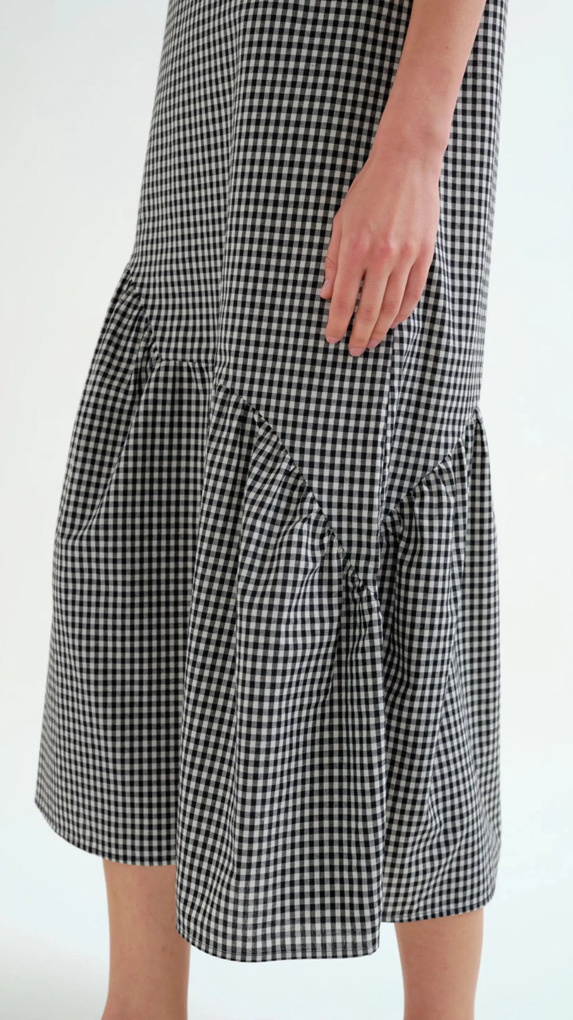 Vestido midi cuadros vichy negro