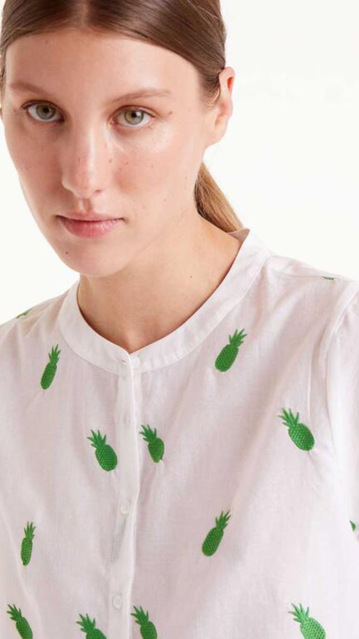 Camisa cuello mao piñas