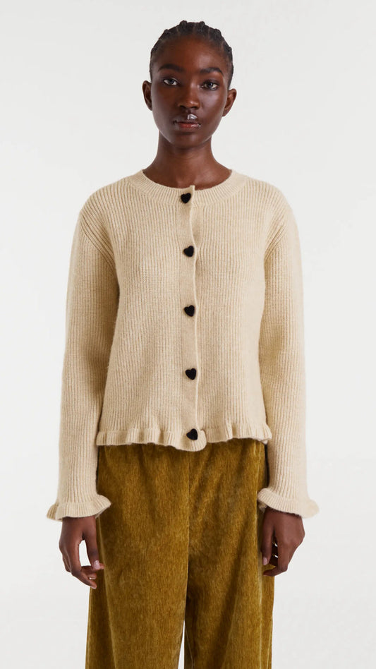 Cárdigan punto beige con detalle de corazones