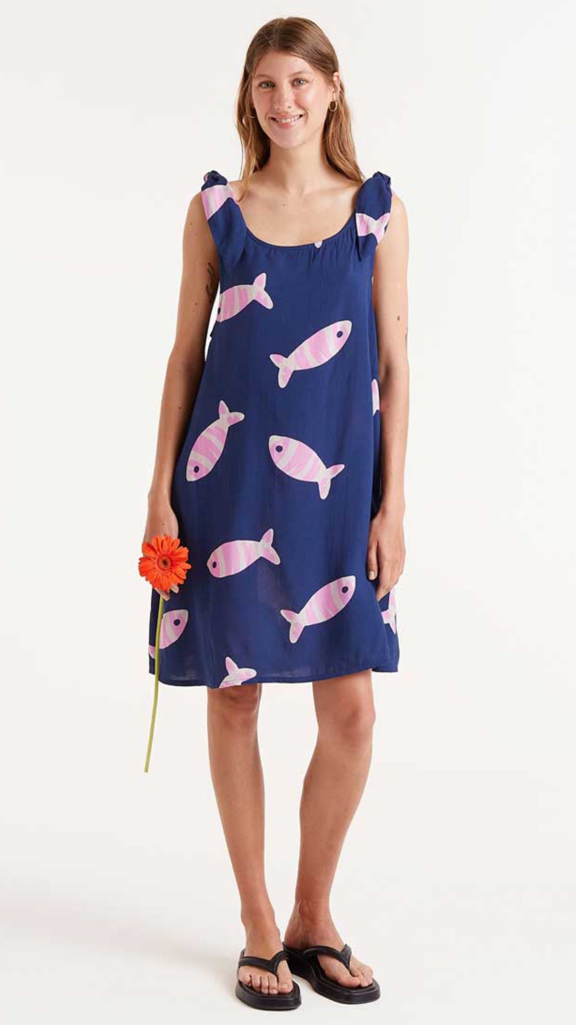 Vestido corto rayón con estampado Eureka