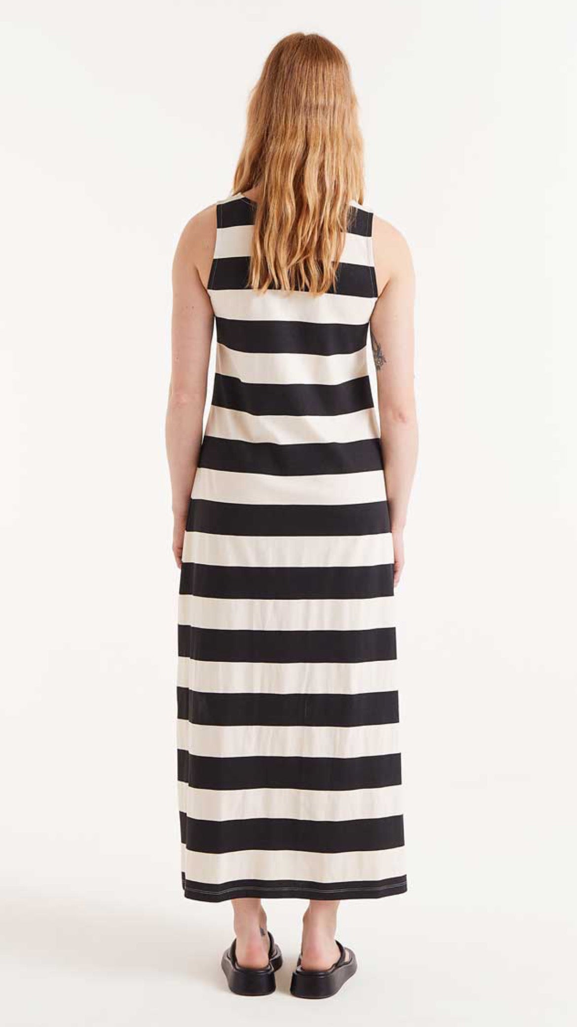 Vestido largo rayas negras