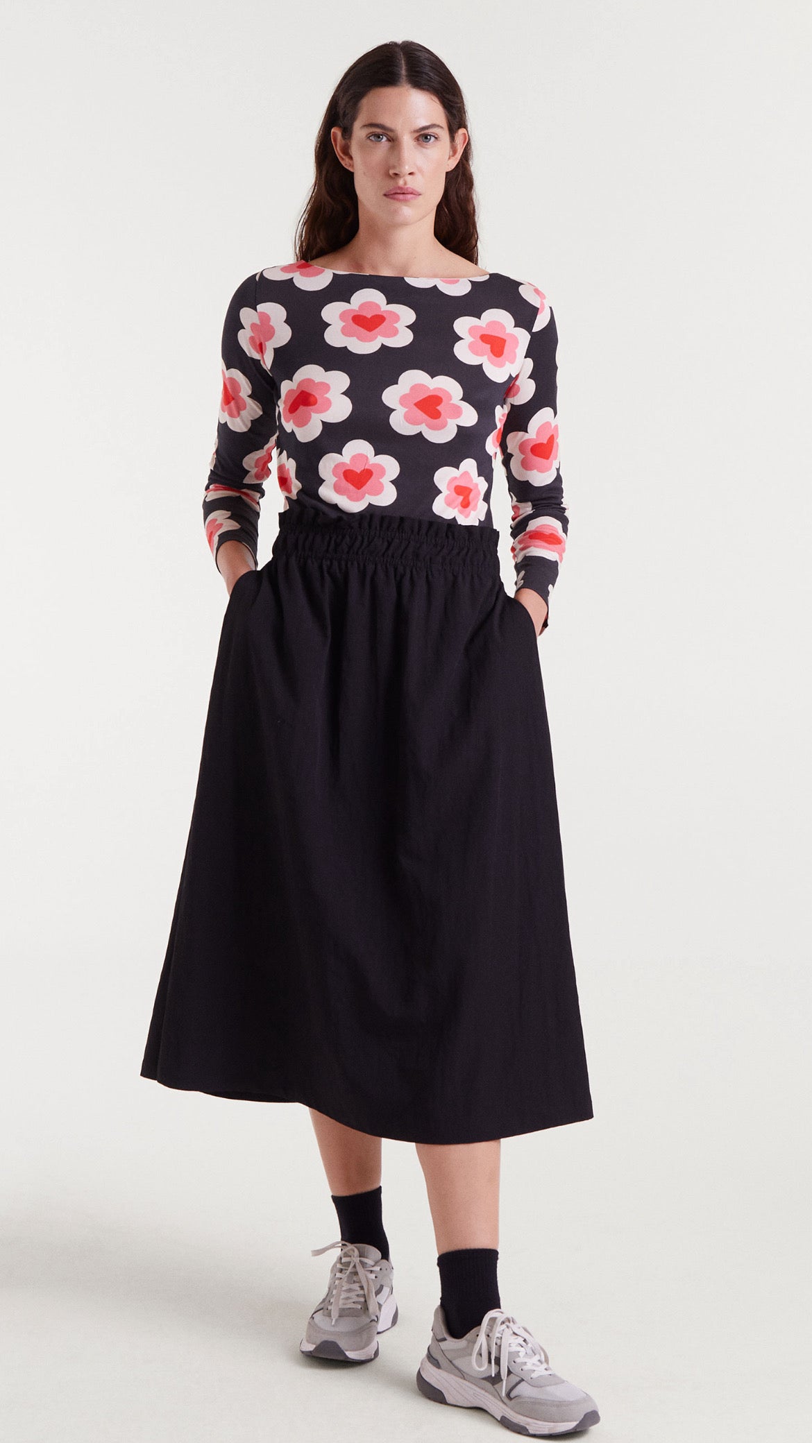 Falda midi negra