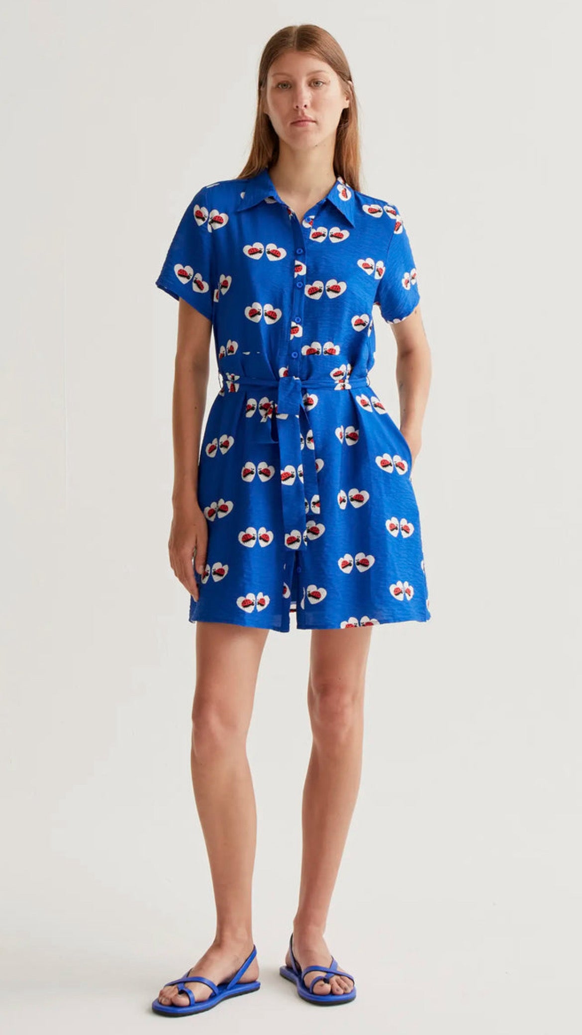 Vestido corto con estampado Coccinella