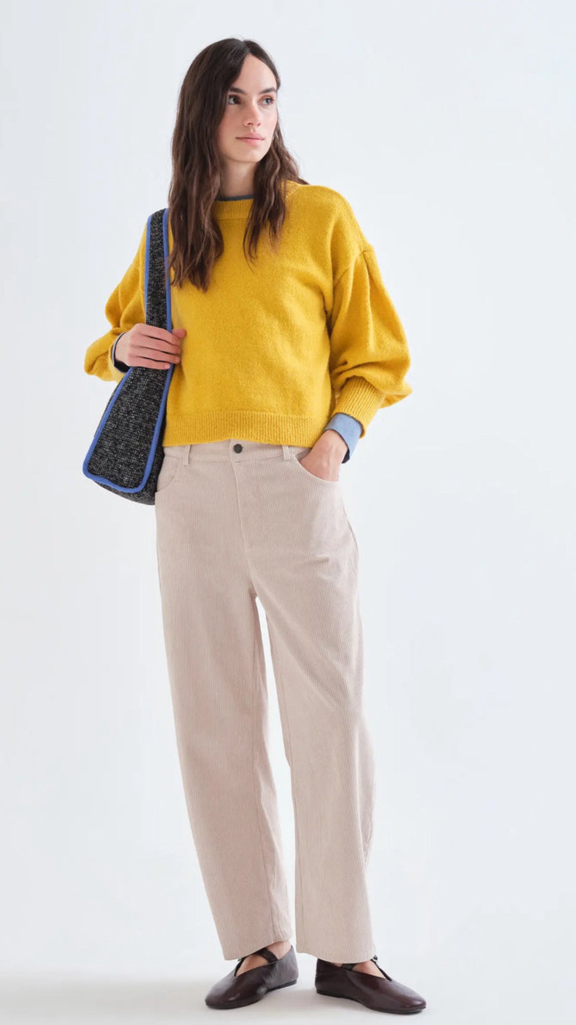 Jersey básico de punto amarillo
