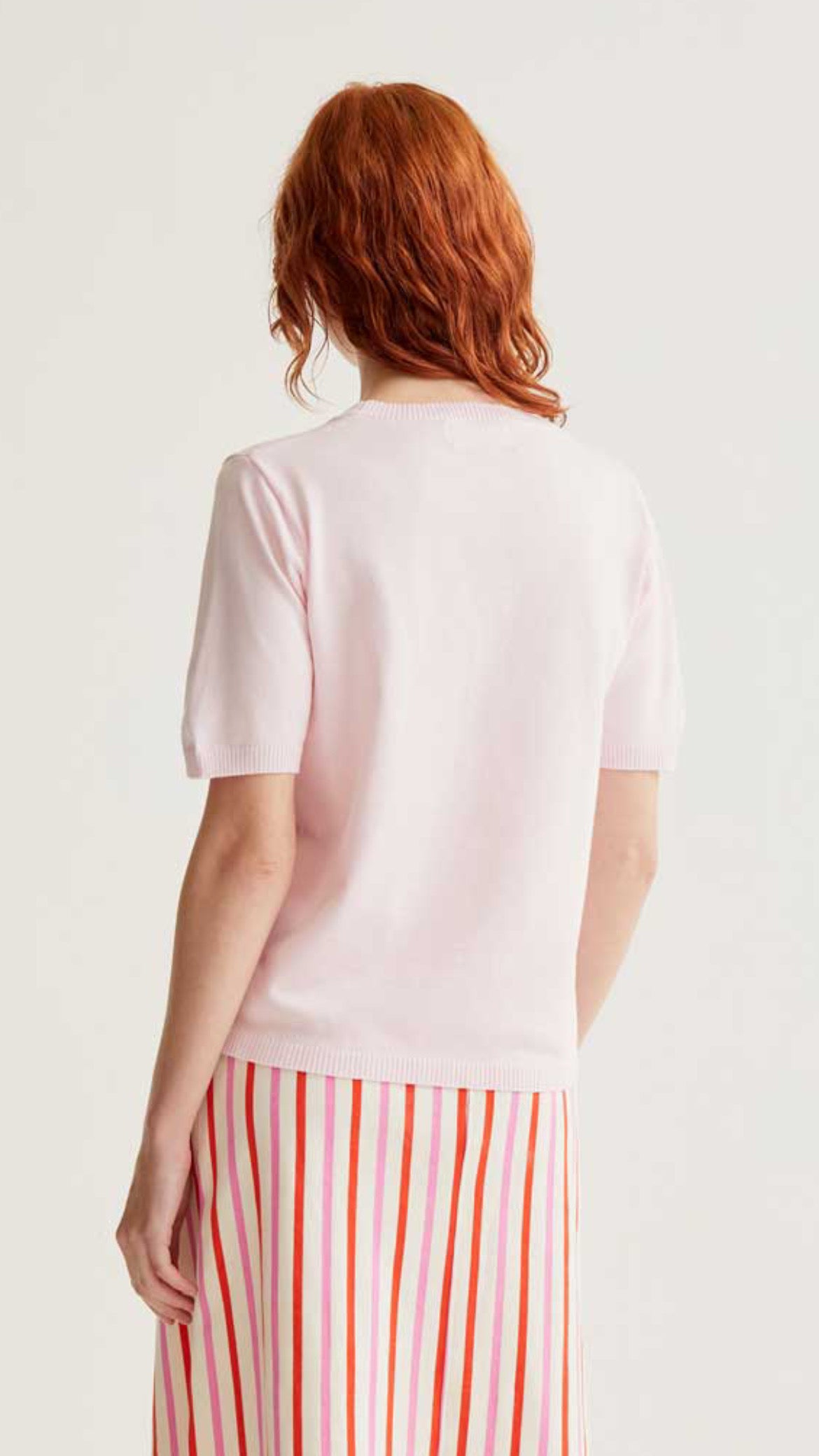 Top de punto rosa con bordado de sandía