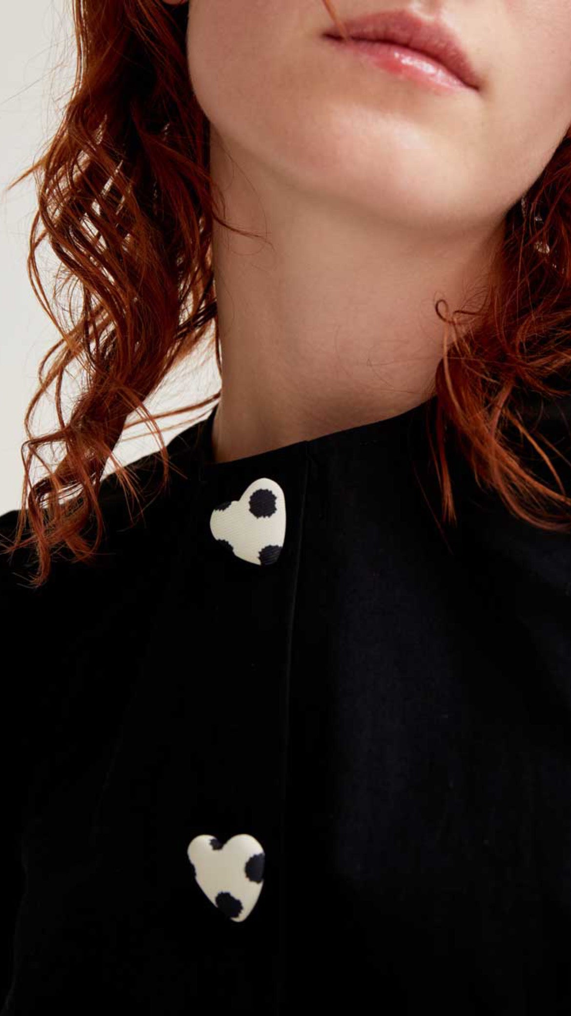 Top 100% algodón con botones de corazones