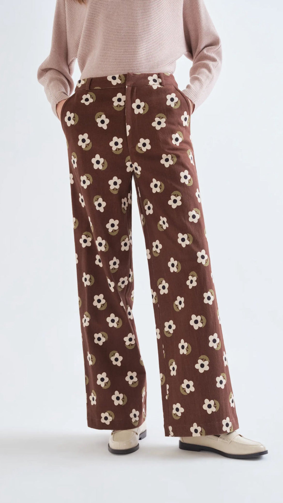 Pantalón con estampado Santini