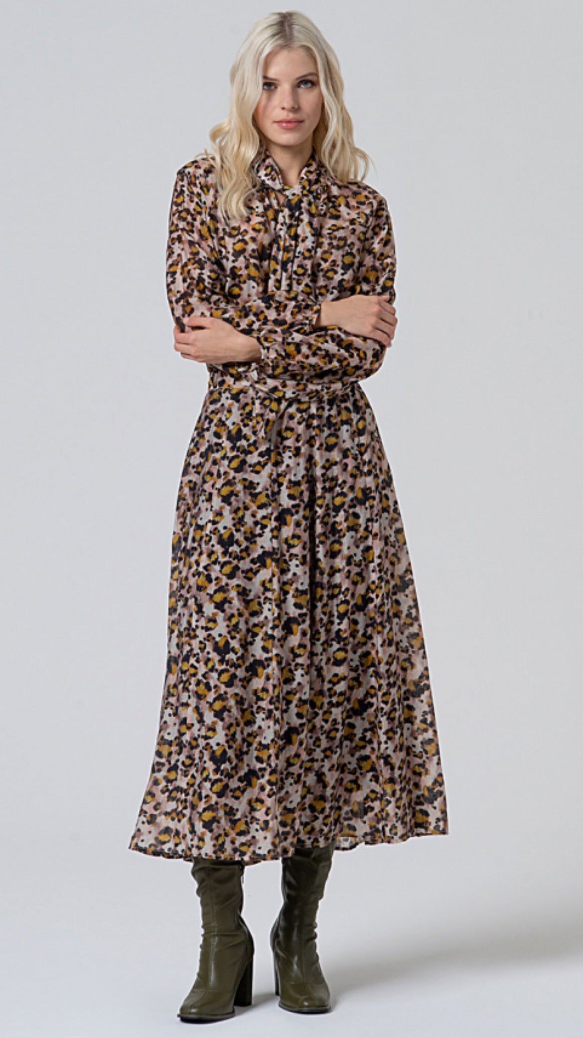 Falda midi con vuelo y tejido fluido Multi