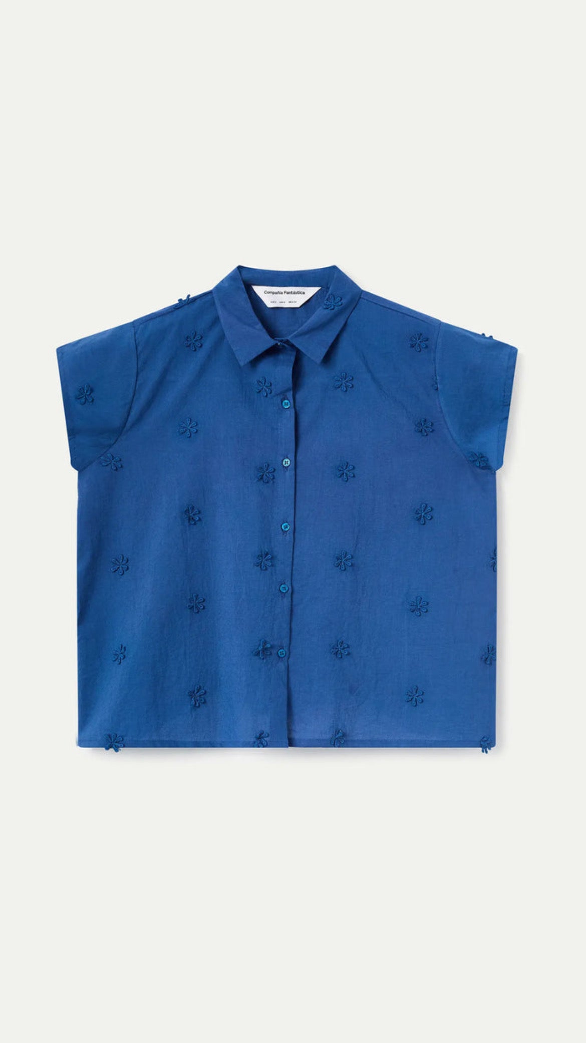Camisa 100% algodón azul con bordado floral