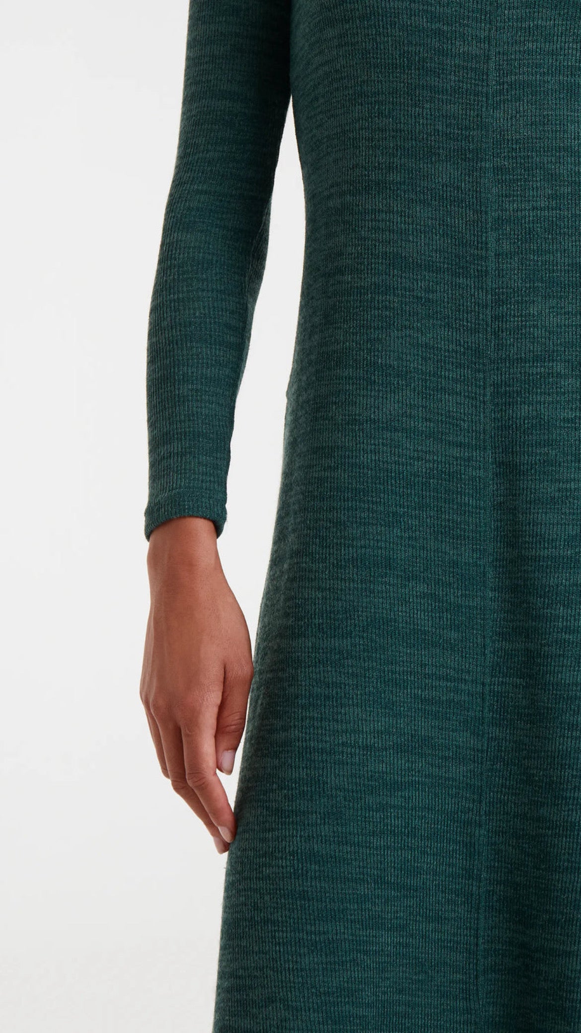 Vestido midi canalé verde