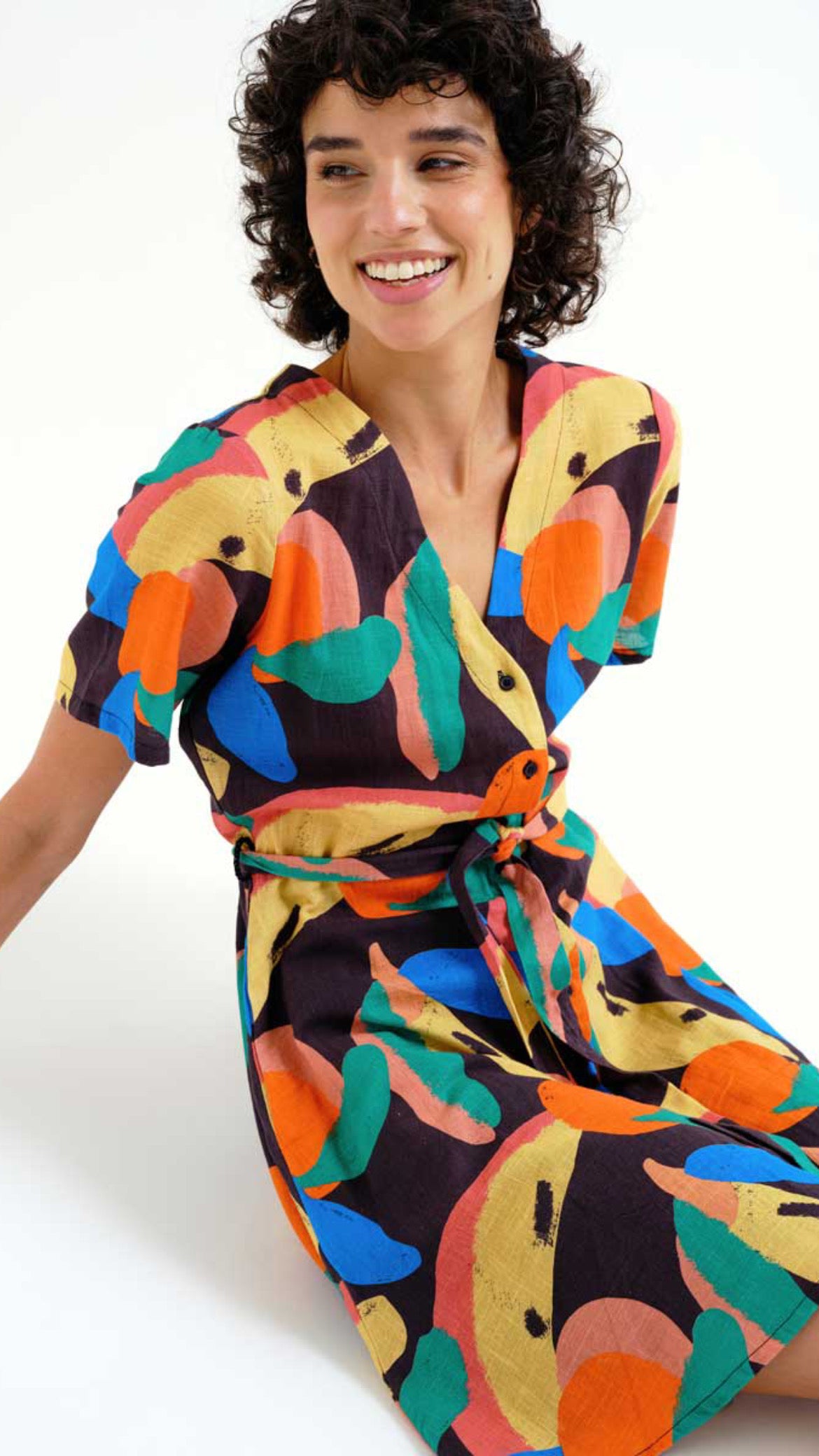 Vestido corto con estampado Tutti Frutti Big
