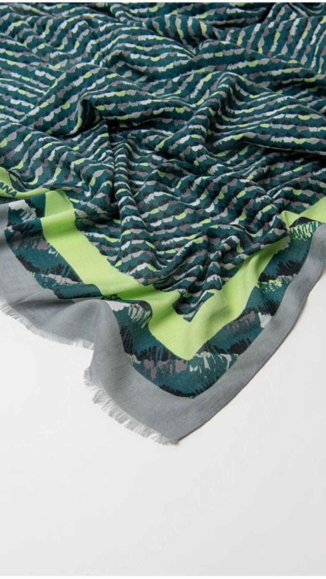 Pañuelo Surkana de estampado abstracto Verde Botella | imagen 1